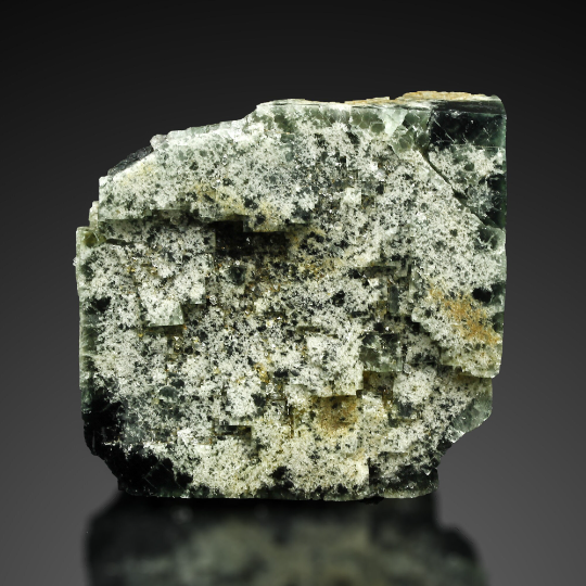 Gem-Quality Fluorite from the 'Milky Way Pocket' in Diana Maria Mine, England